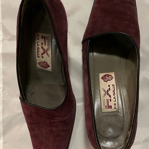 Woman’s size 7 block heels - Picture 4 of 7